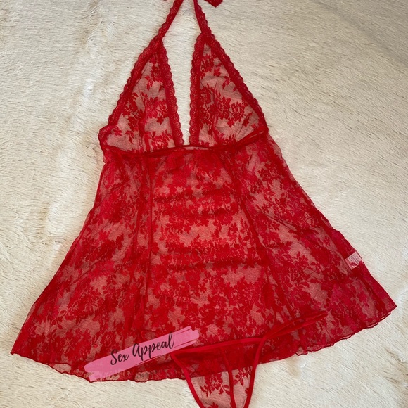 It Girl Chemise - Picture 2 of 2